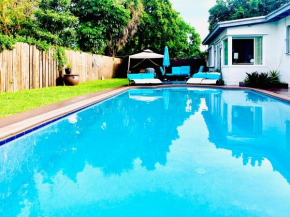 HUGE POOL HOUSE IN AVENTURA, SOUTH FLORIDA 2m TO THE BEACH